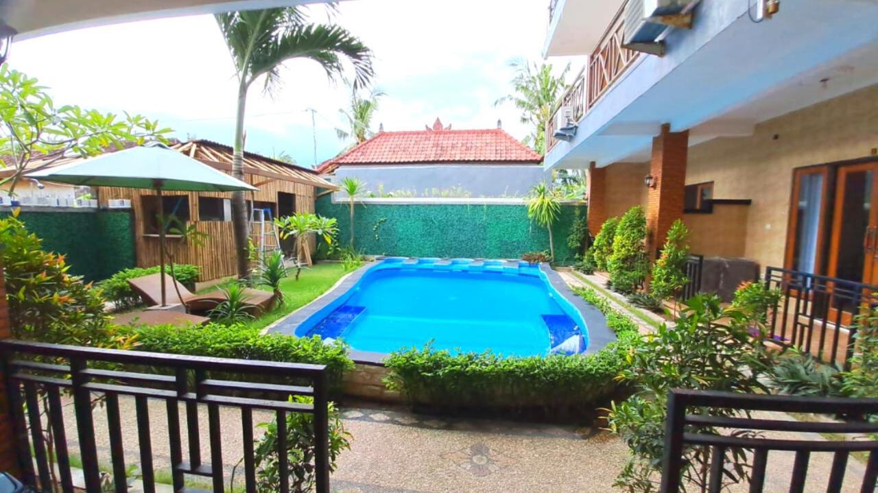 Wahyuga Sari Guest House Nita Salon & Spa Lembongan Extérieur photo