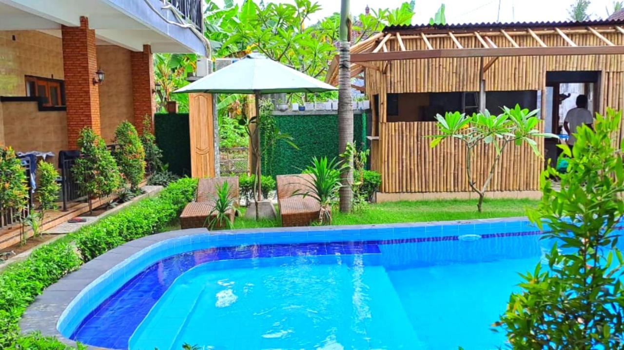 Wahyuga Sari Guest House Nita Salon & Spa Lembongan Extérieur photo