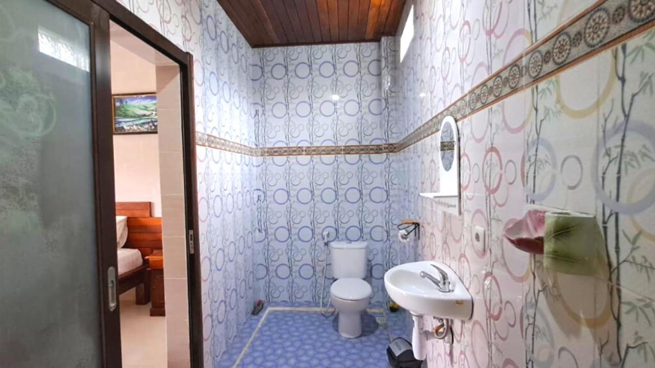 Wahyuga Sari Guest House Nita Salon & Spa Lembongan Extérieur photo